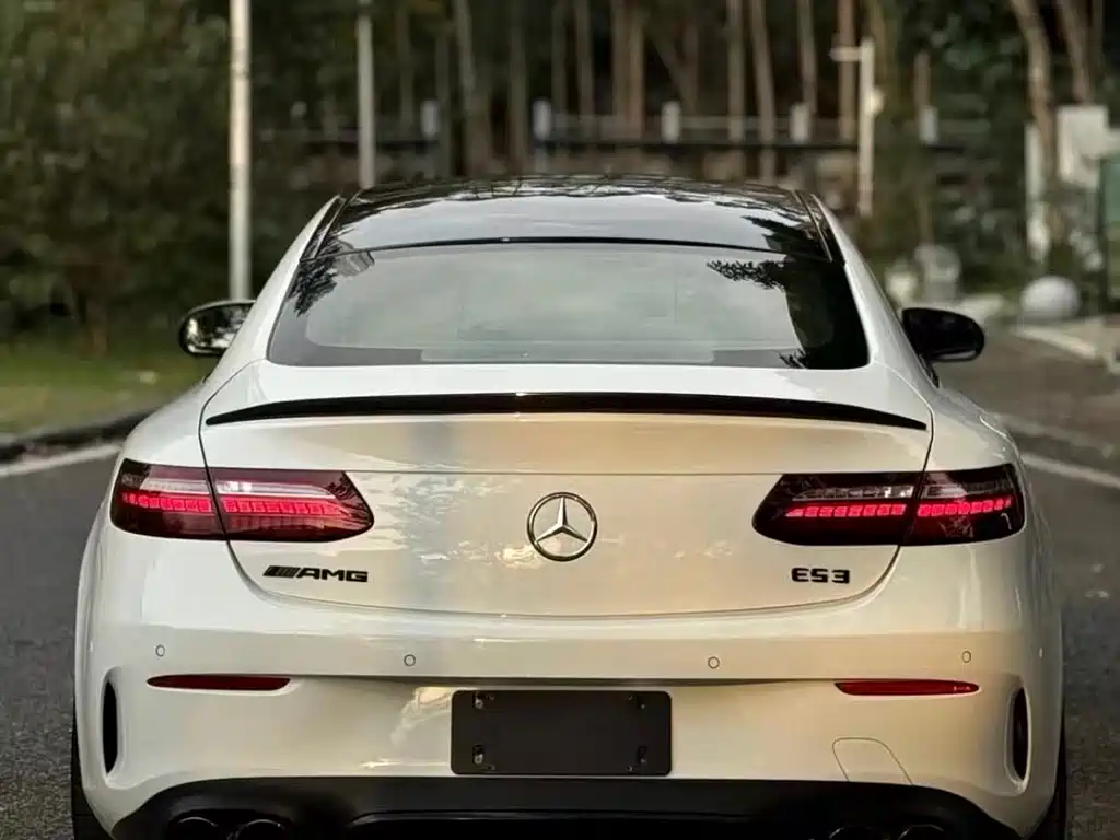 Mercedes-Benz E-Class (Import) — миниатюра 7