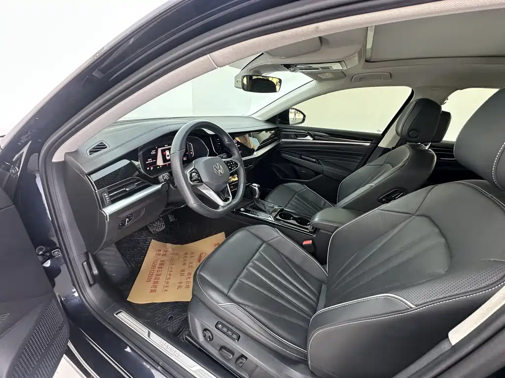 Volkswagen Passat 2024 380TSI Luxury