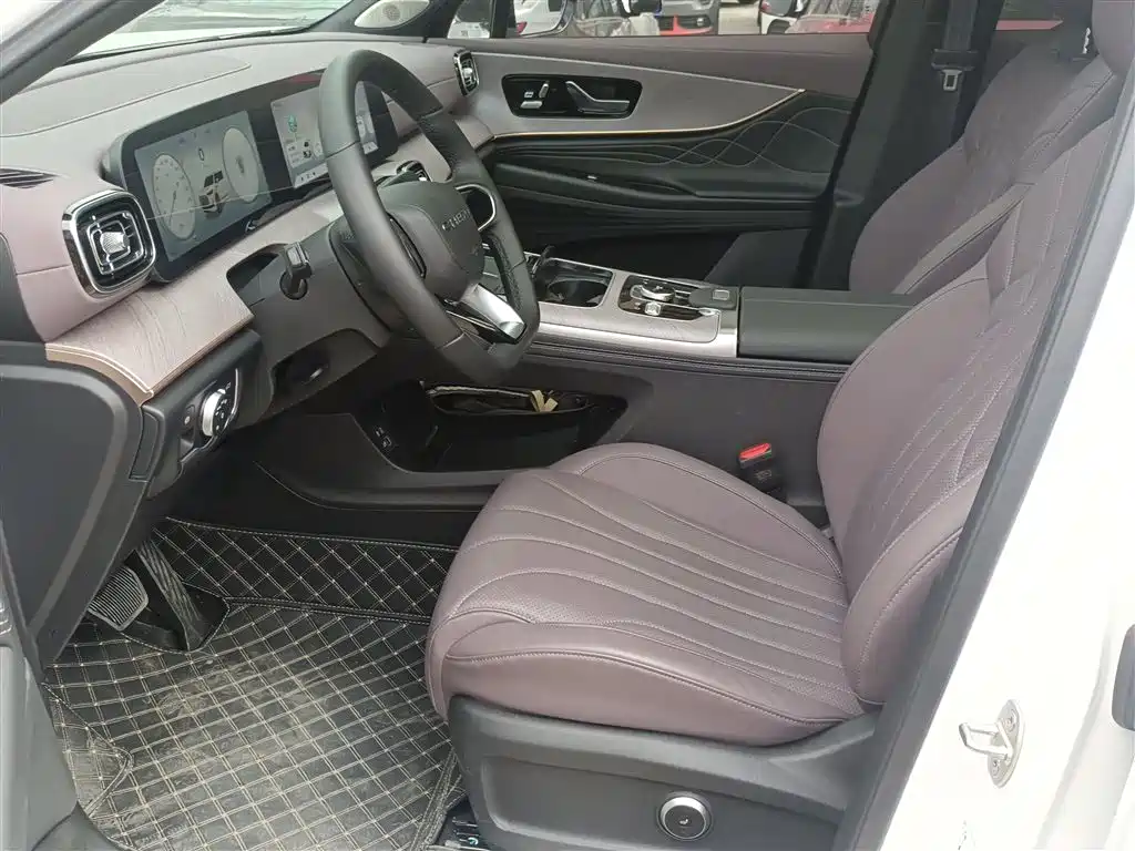 Chery Tiggo 9 9 2025 2.0T AT Premium 5 мест