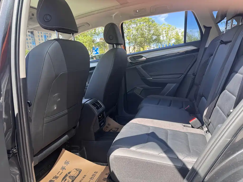 Volkswagen Tayron 2022 330TSI Luxury Smart Connect Plus