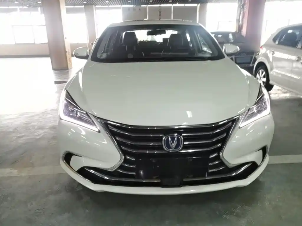 Changan Eado — миниатюра 3