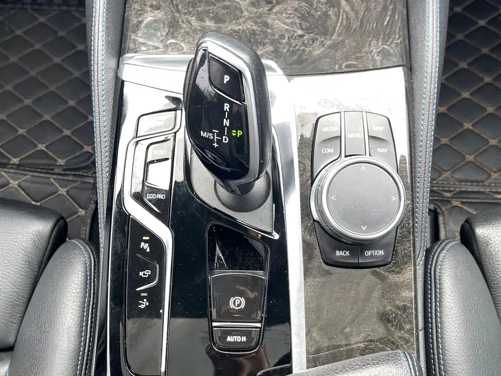 BMW 6 Series GT — миниатюра 12
