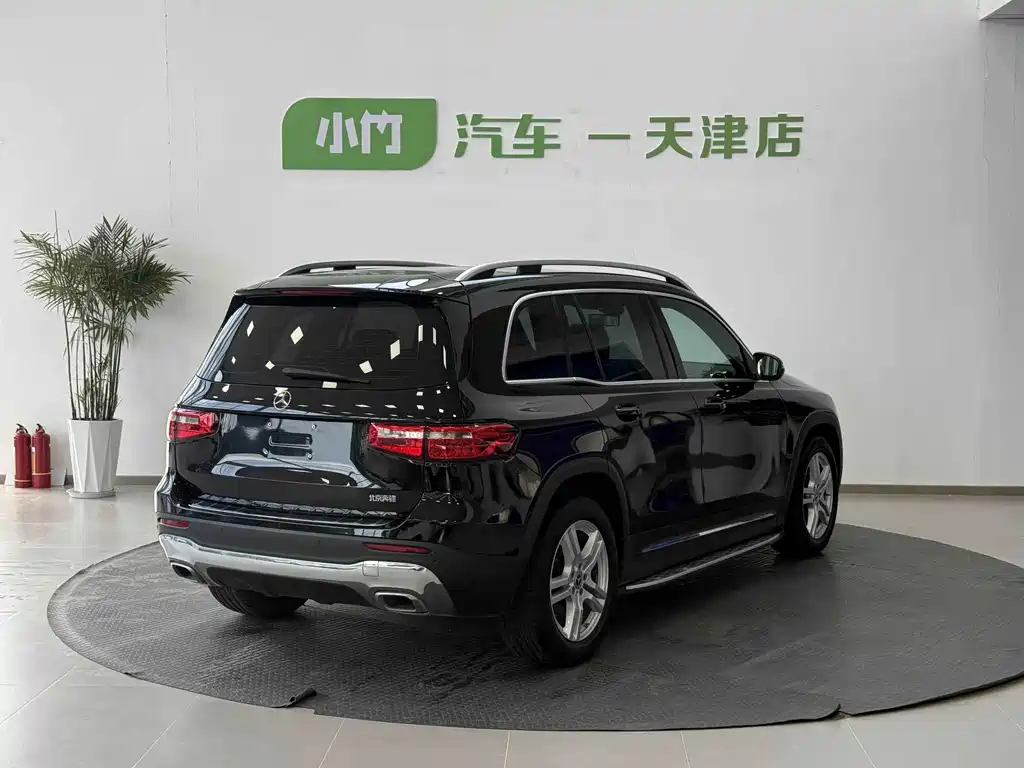 Mercedes-Benz GLB — миниатюра 4