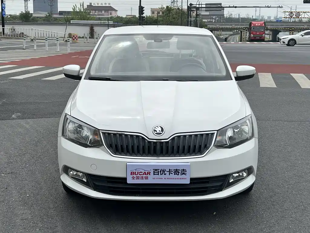 Skoda Fabia — миниатюра 2
