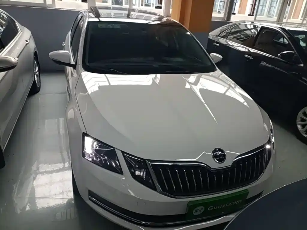 Skoda Octavia — миниатюра 3