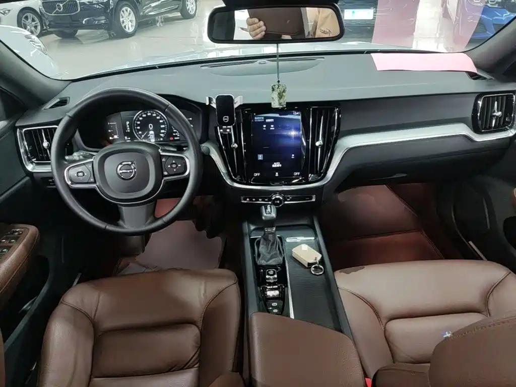 Volvo S60 — миниатюра 10