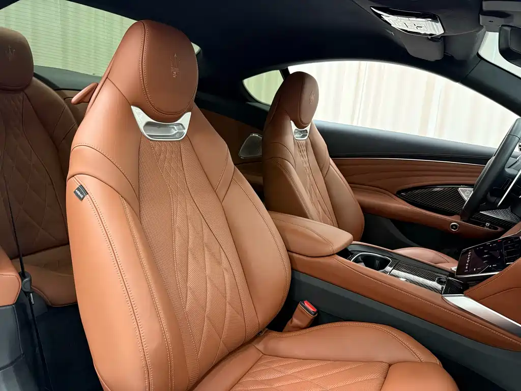 Maserati GranTurismo 3.0T Modena, фото 14