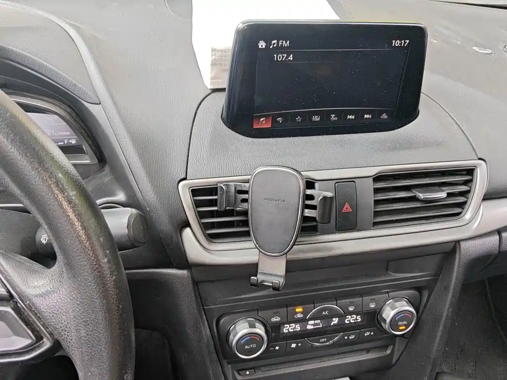 Mazda 3 Axela — миниатюра 14
