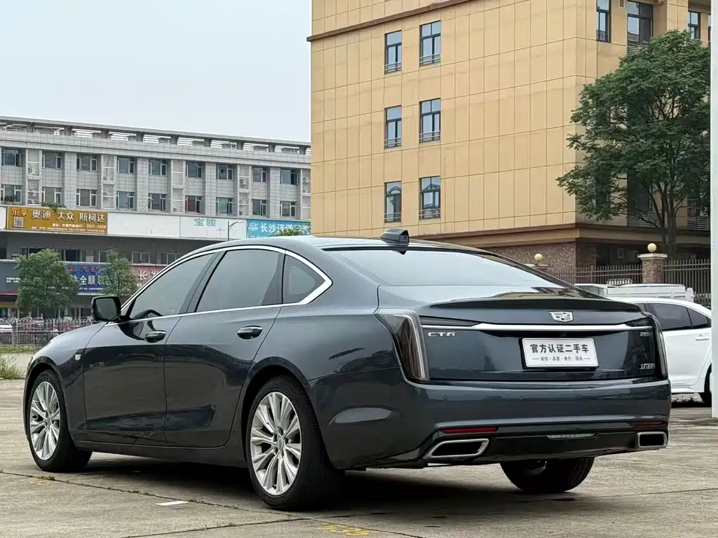 Cadillac CT6 2023 28T