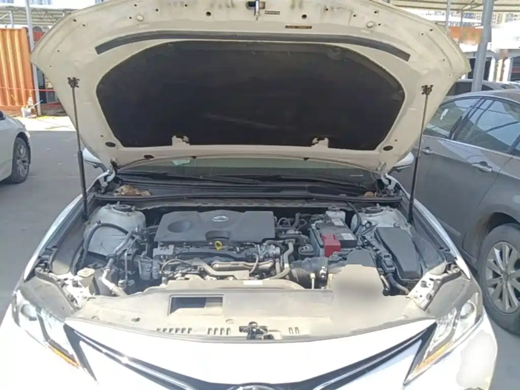 Toyota Camry — миниатюра 20