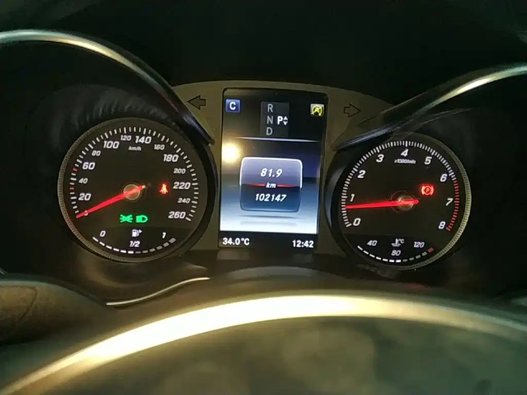 Mercedes-Benz C-Class — миниатюра 12