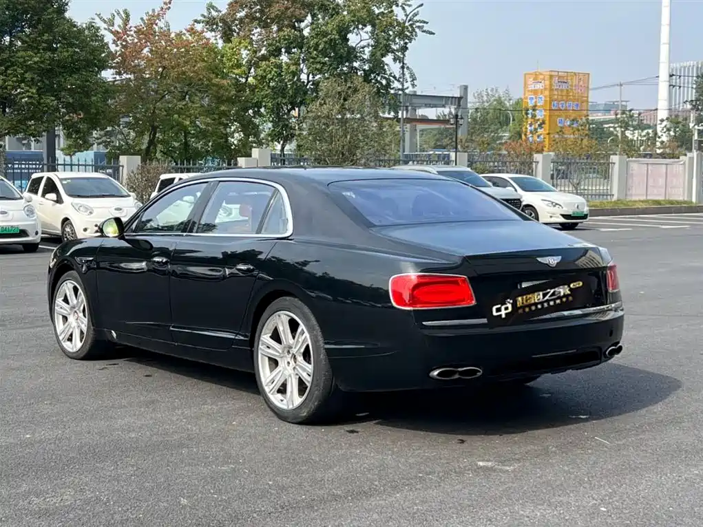 Bentley Flying Spur 2014 4.0T V8 Standard