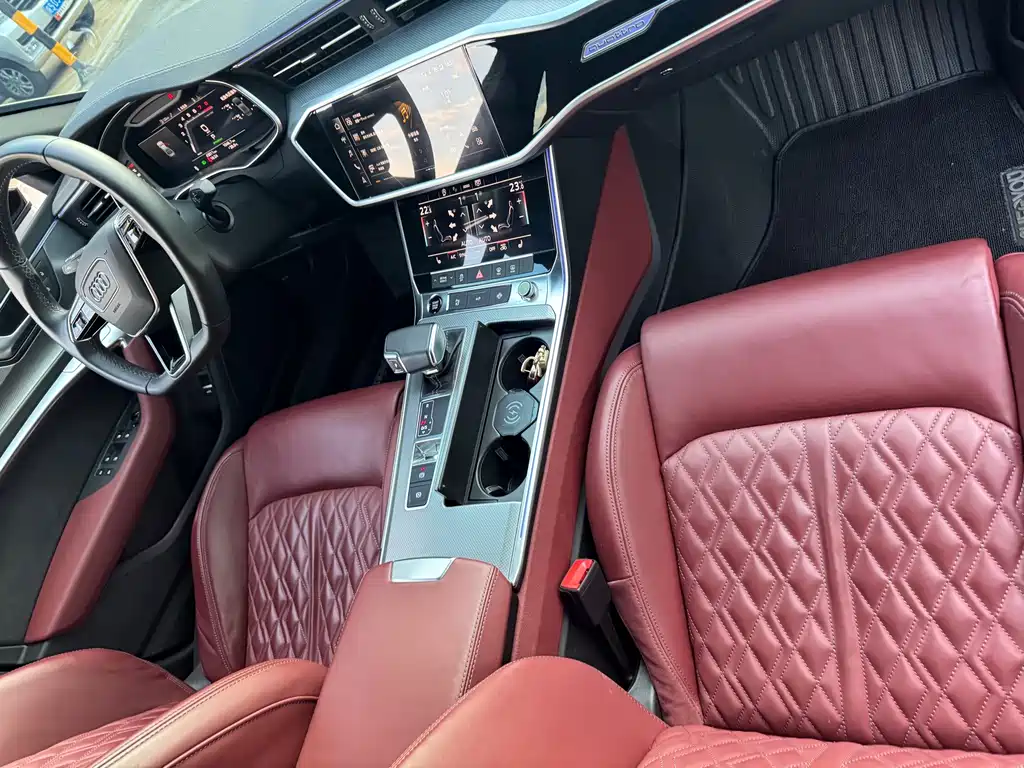 Audi A7L — миниатюра 12