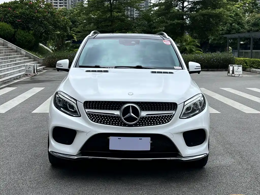 Mercedes-Benz GLE (Import) — миниатюра 2