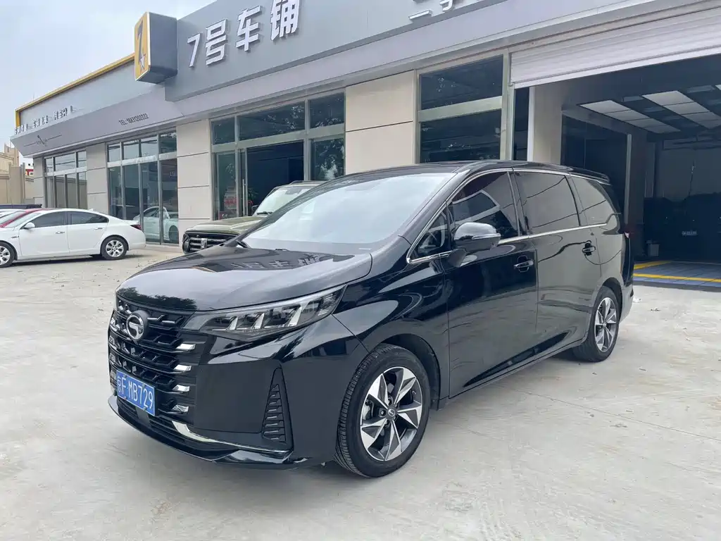2022 GAC Trumpchi M6 - zdjęcie 1 z 17