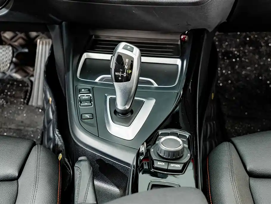 BMW 2 Series (Import) — миниатюра 16