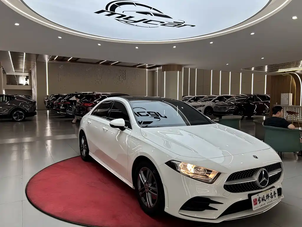 Mercedes-Benz A-Class — миниатюра 3