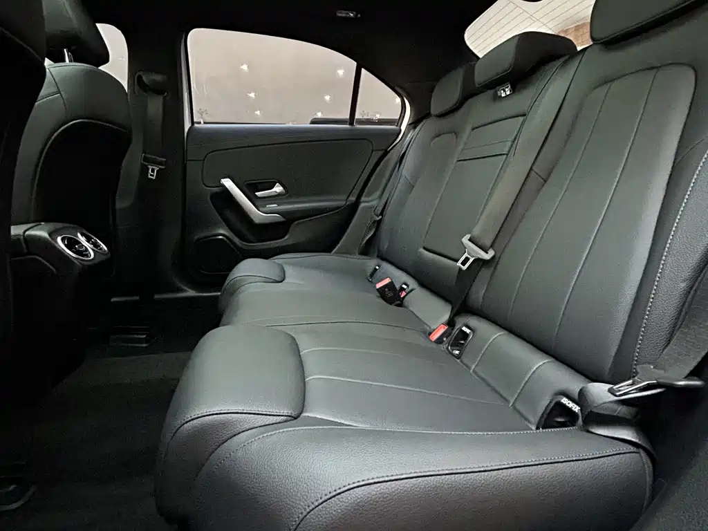 Mercedes-Benz A-Class — миниатюра 15