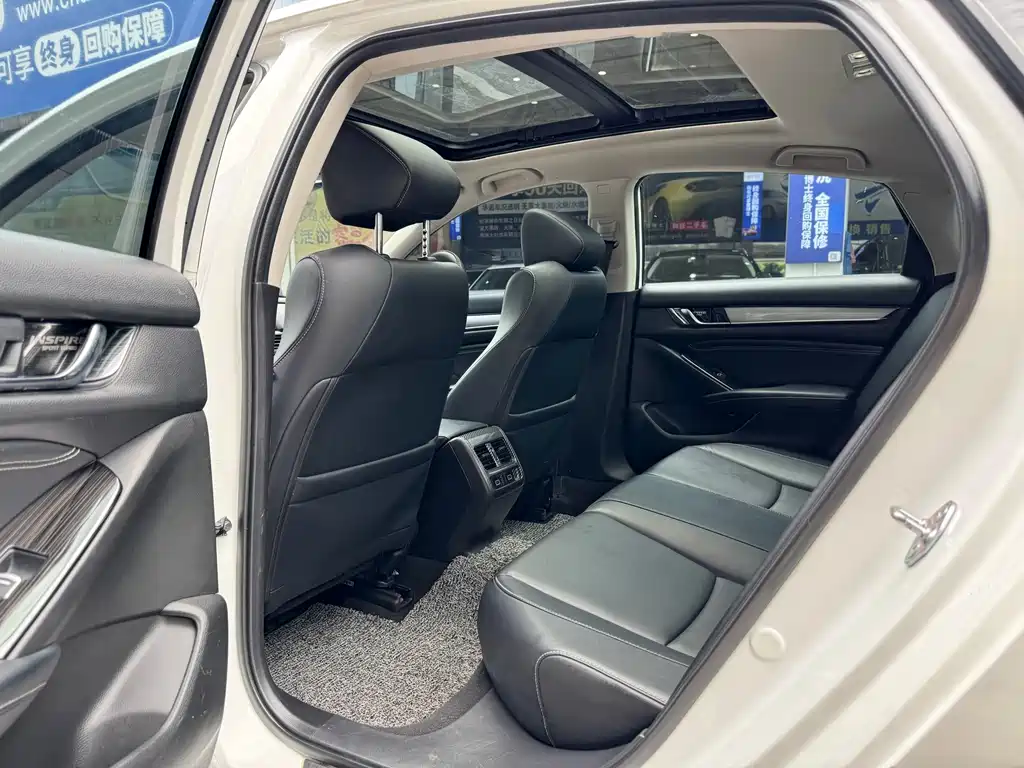 Honda Inspire — миниатюра 7