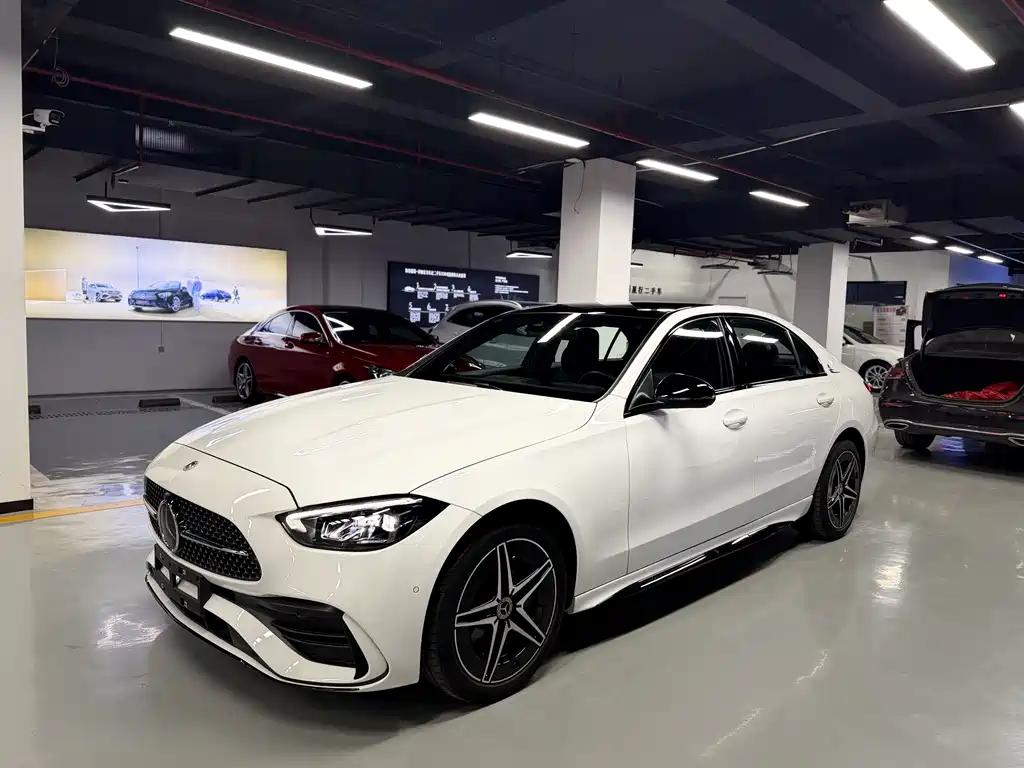 Mercedes-Benz C-Class 2024