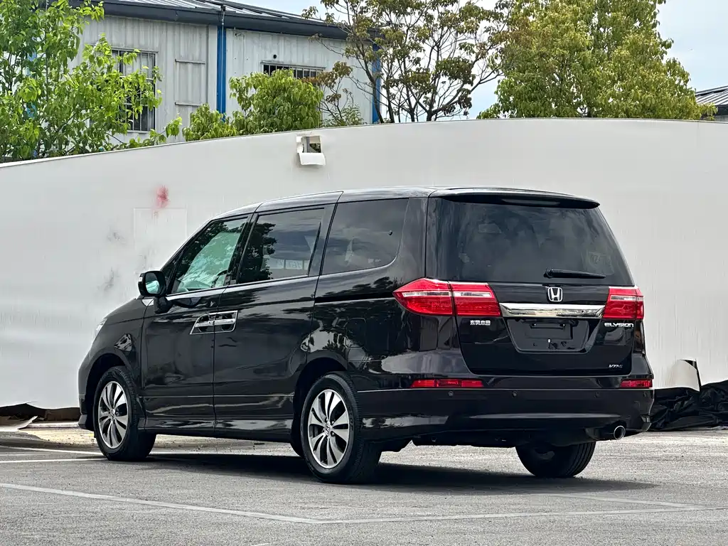 Honda Elysion 2012 2.4L VTi-S Luxury