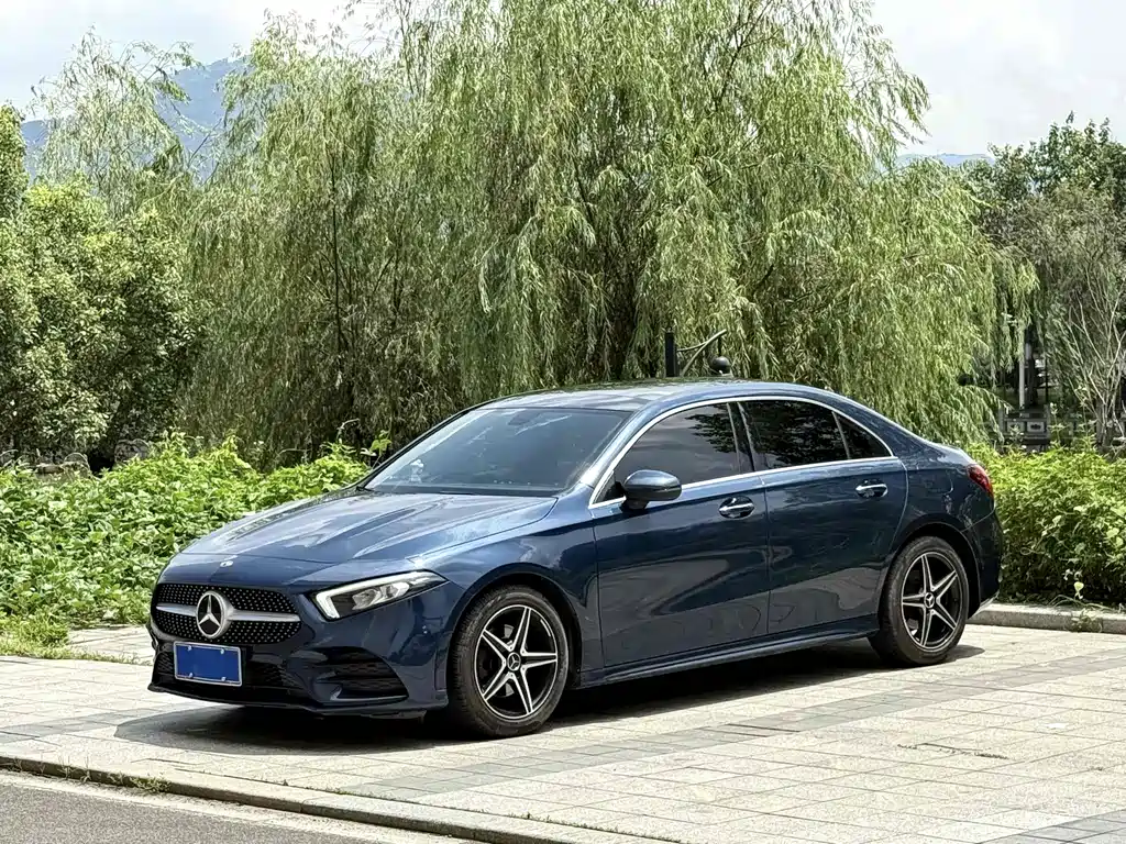 MERCEDES-BENZ A CLASS
