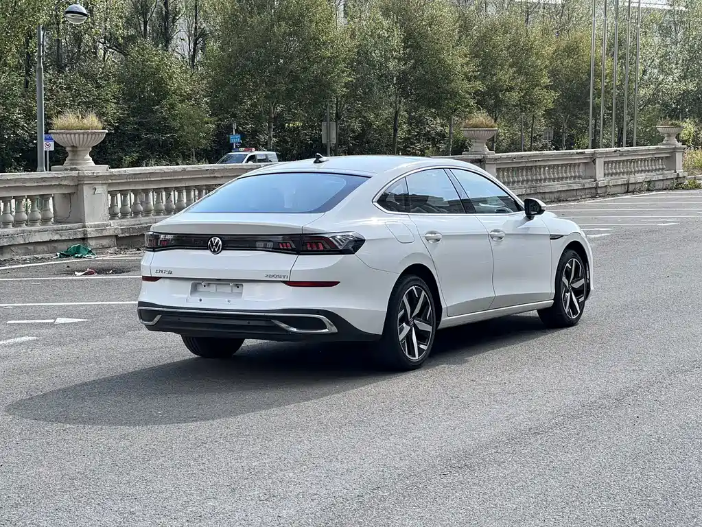 Volkswagen Lamando — миниатюра 4