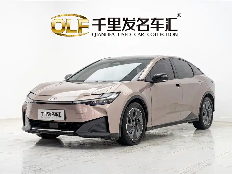 Toyota bZ3 2023