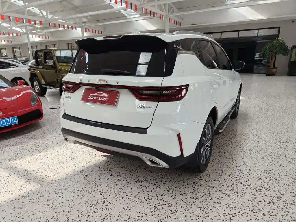 Geely Vision X6 — миниатюра 7