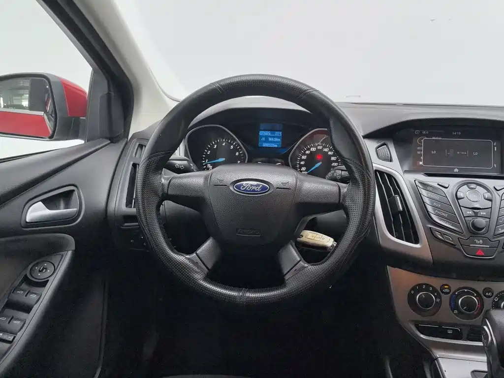 Ford Focus — миниатюра 11