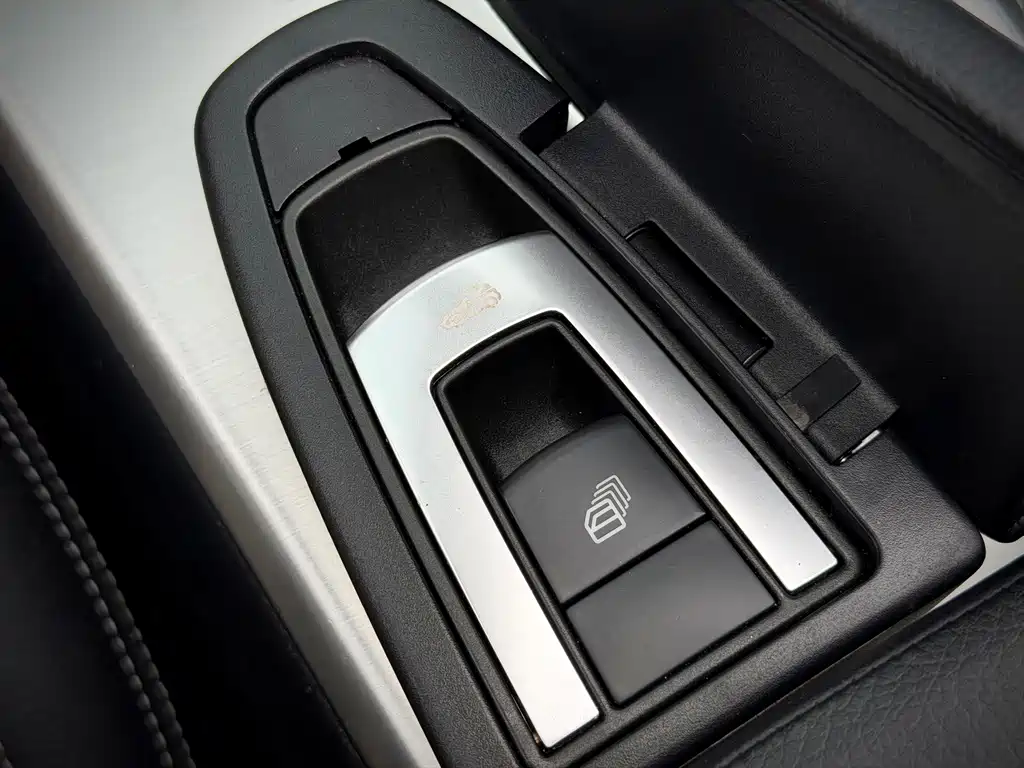 Mercedes-Benz SLK-Class — миниатюра 19