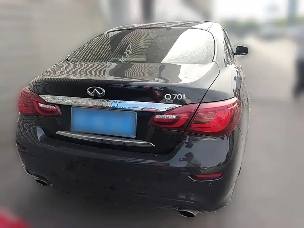 Infiniti Q70 — миниатюра 8
