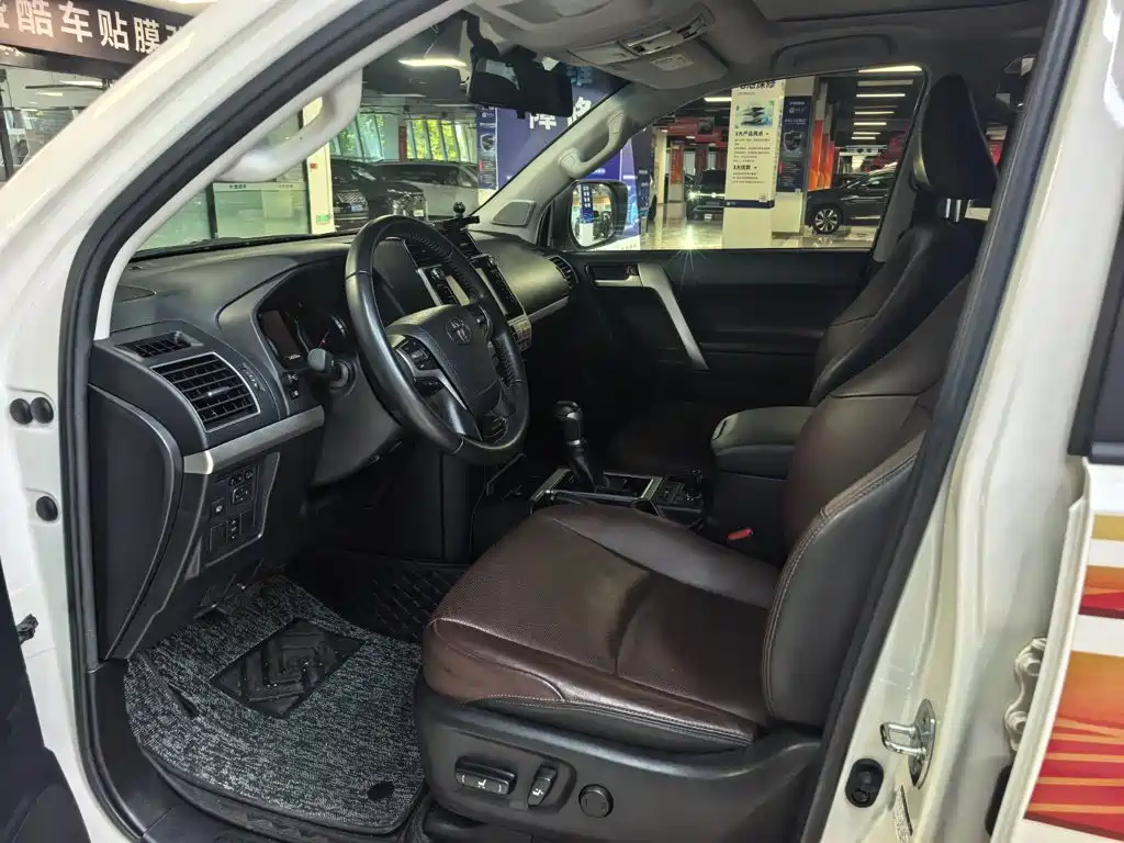 Toyota Prado — миниатюра 5
