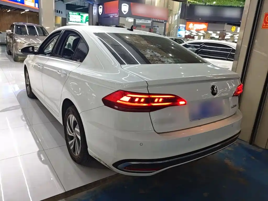 Volkswagen Bora — миниатюра 5
