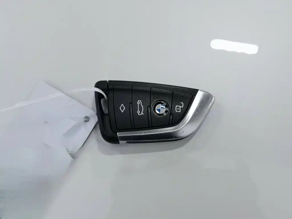 BMW 3 Series — миниатюра 19