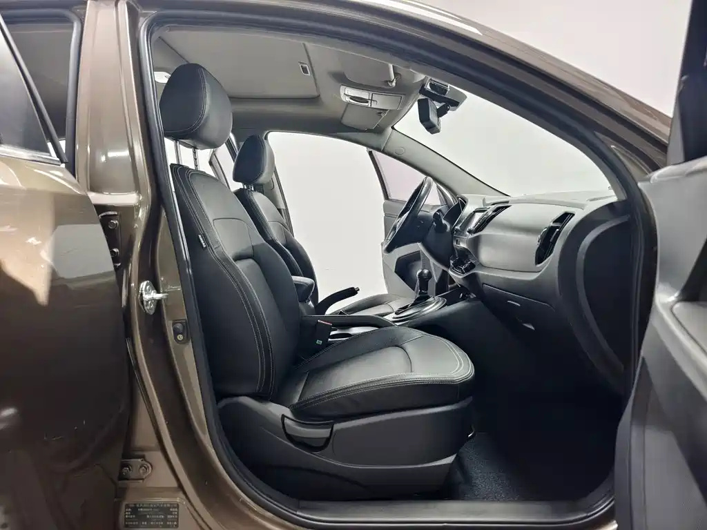 Kia Sportage — миниатюра 14