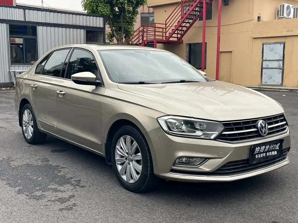Volkswagen Bora 2018 1.5L AT Comfort