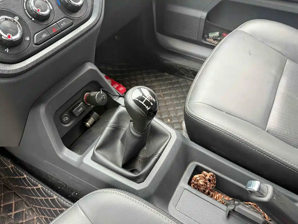 Wuling Journey — миниатюра 11