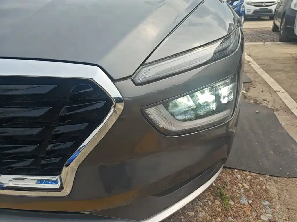 Hyundai Mistra — миниатюра 24