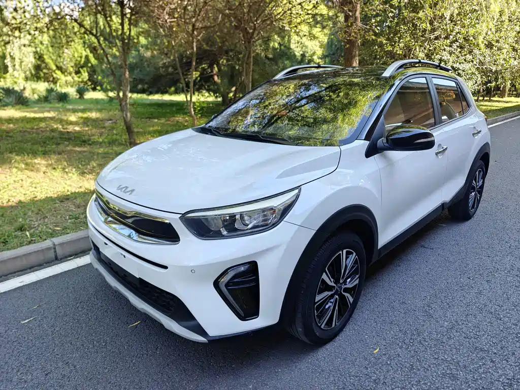 Kia KX1