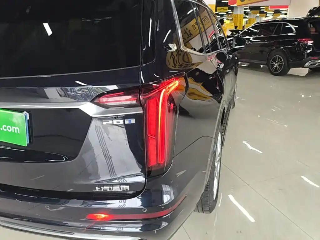Cadillac XT6 — миниатюра 8