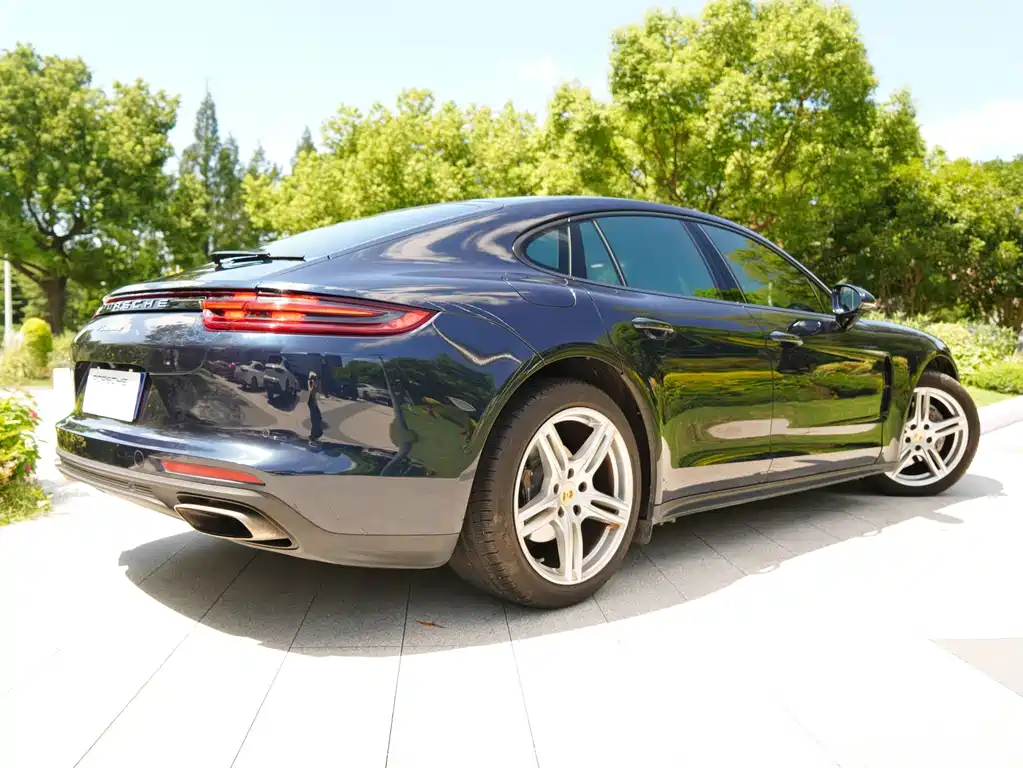 Porsche Panamera — миниатюра 6