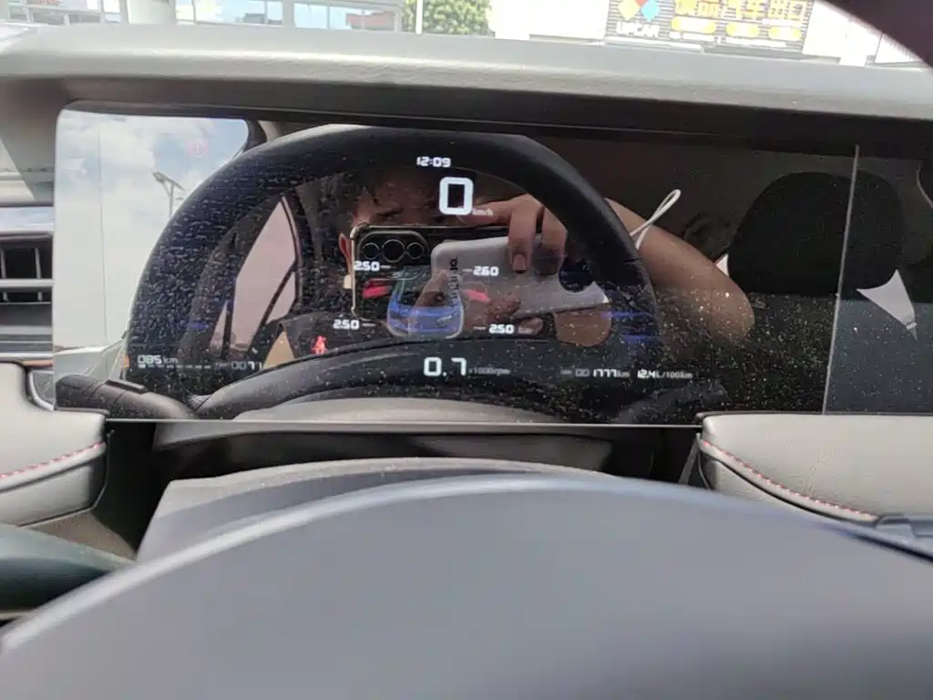 Roewe i5 — миниатюра 8
