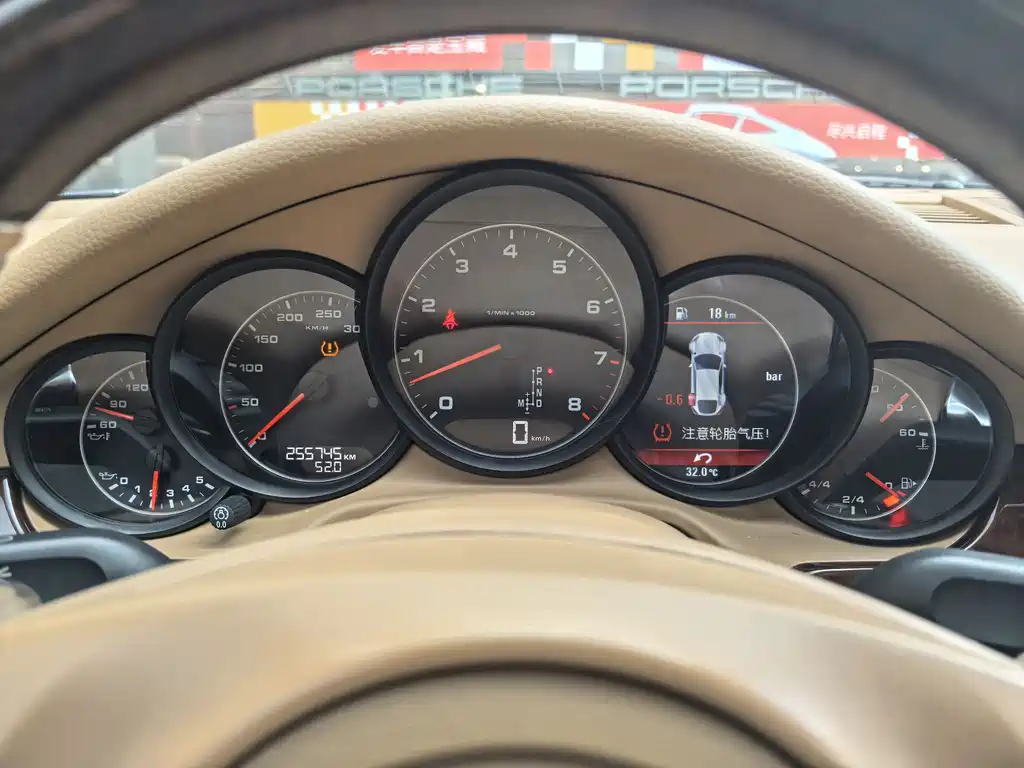 Porsche Panamera 2010 Panamera 4 3.6L