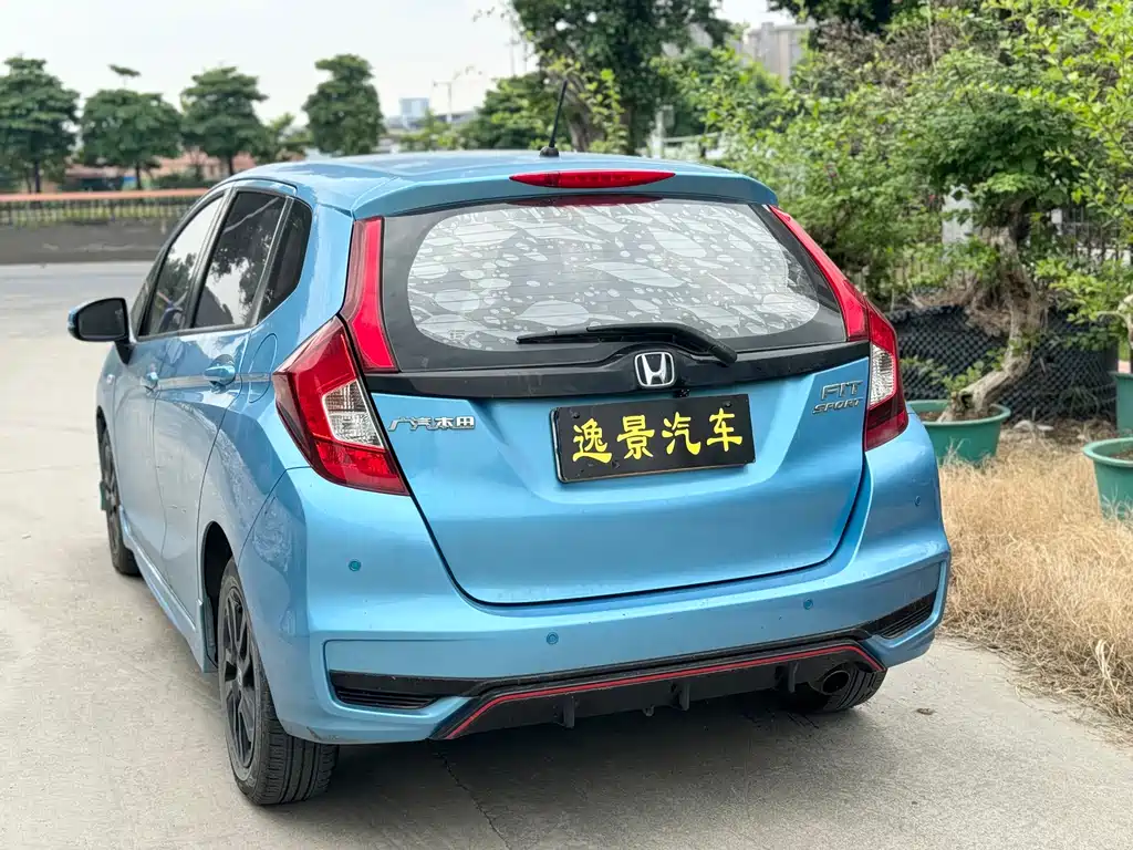 Honda Fit — миниатюра 18