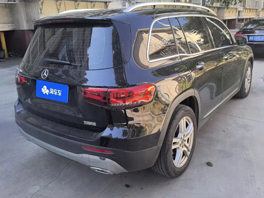 Mercedes-Benz GLB — миниатюра 3