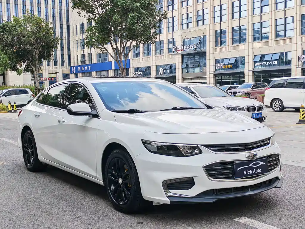 Chevrolet Malibu XL — миниатюра 3