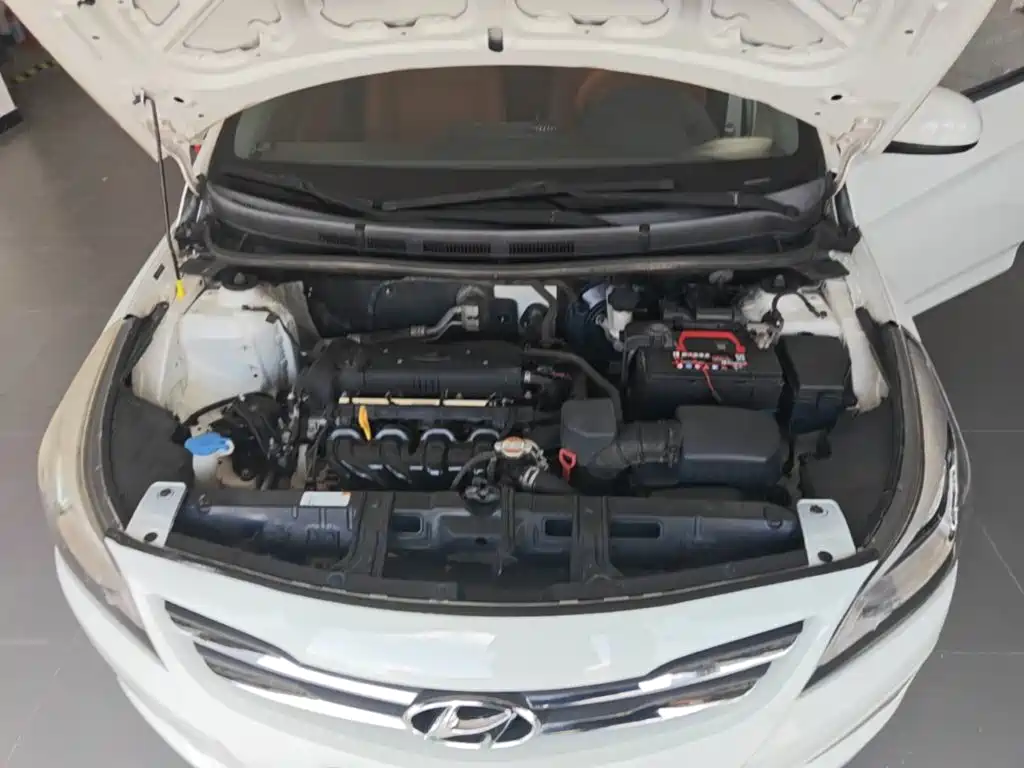 Hyundai Verna — миниатюра 20