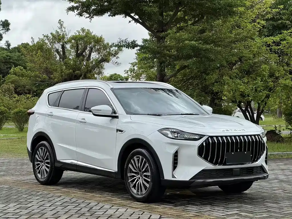 JETOUR X70 PLUS 2023 1.6T DCT Power 5 мест