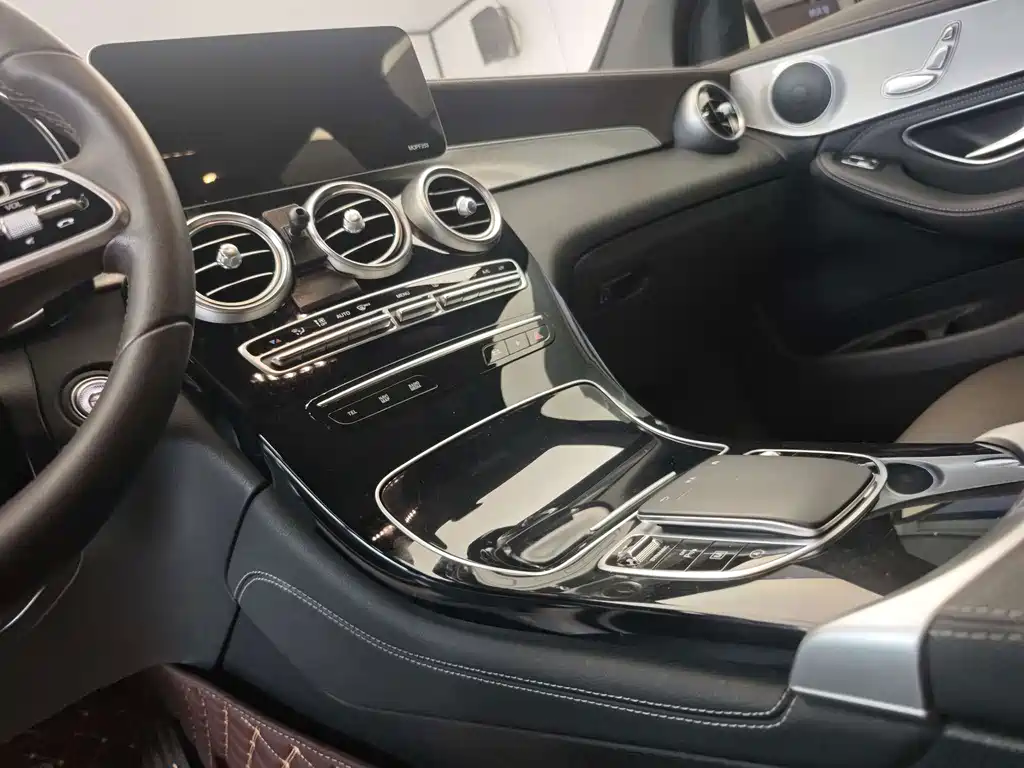 Mercedes-Benz GLC — миниатюра 2